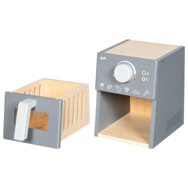 Airfryer with accessories