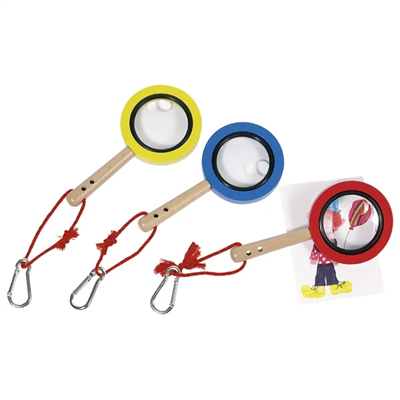 Magnifying glass with a carabiner