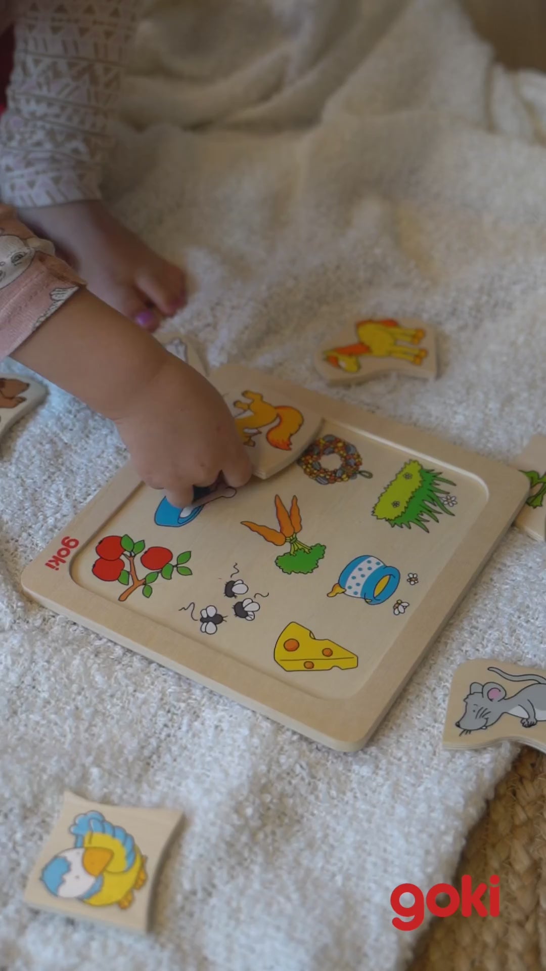 Puzzle, who eats what?